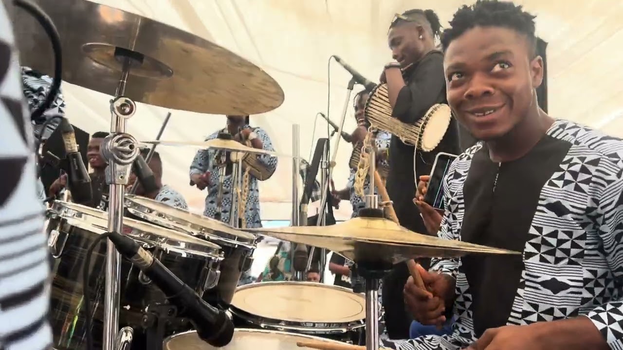 MUST WATCH KAYSLIKY GROOVE AT BURIAL CEREMONY WITH CYMBALS X TOLANI 🔥🔥🔥🎼🎧