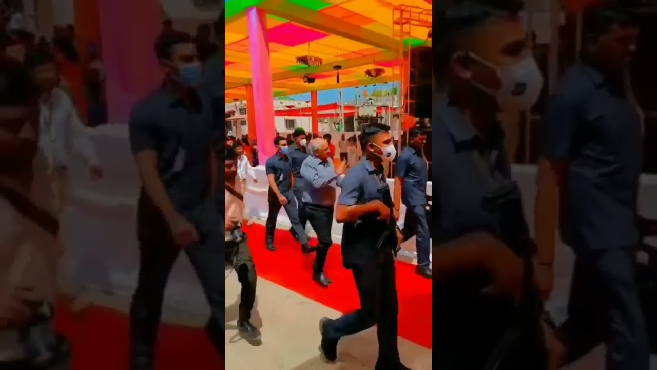 Vagosana.......... Chief Minister's entry for darshan of Sri Ramji Bhagwan in Vagosana village