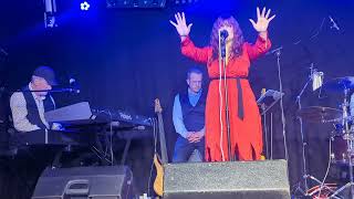 @MomentsOfPleasure Kate Bush tribute - Moments of Pleasure live Kirkhamgate 2/7/22