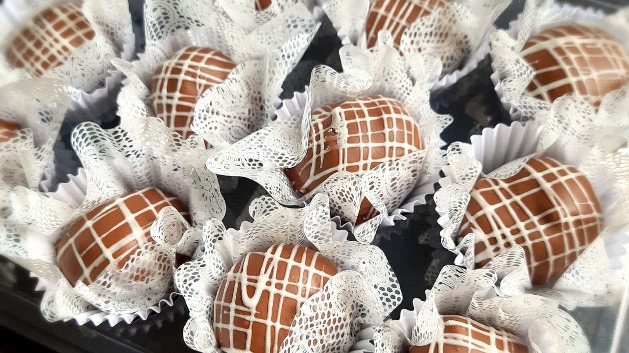 BOMBOM DE CASTANHA DO PARÁ FEITO EM CASA