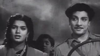 ''chala kaafila pyaar ka'' old hindi romantic song from shart (1954)
starring shyama singer - asha bhosle music hemant kumar lyrics s.h.
bihari starring:...