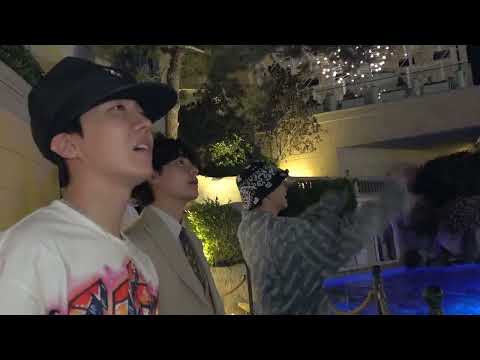 BTS enjoy at Las Vegas ❤️❤️waw #jhope #v #jungkook