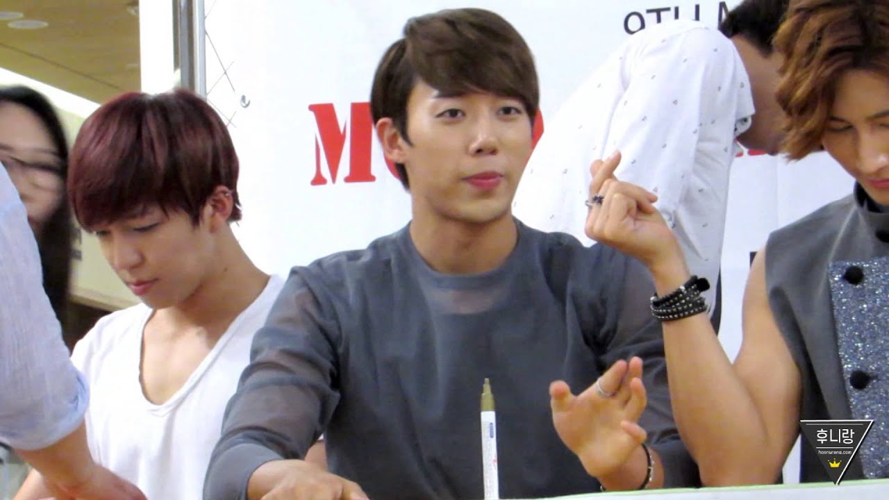 [U-Kiss/Fancam] 140608 영풍문고 김포공항점 팬싸인회 유키스 훈 / 장난꾸러기 훈민이♥