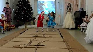 Танец Мальвины и Буратино 😍 Утренник в детском саду.