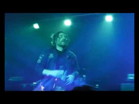Suicide Silence play Doris/Listen/Dying in a Red Room/Hold me up .. live in Texas
