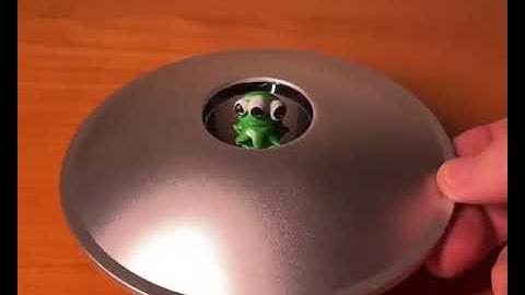 Two parabolic mirrors create a 3D image over a real object!💕💕💕💕