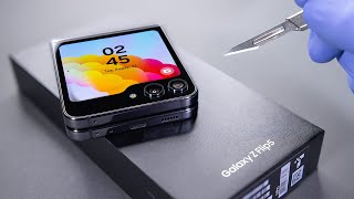 Samsung Galaxy Z Flip 5 Unboxing and Camera Test - ASMR screenshot 4