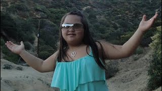 Live streaming of throwback songs 
