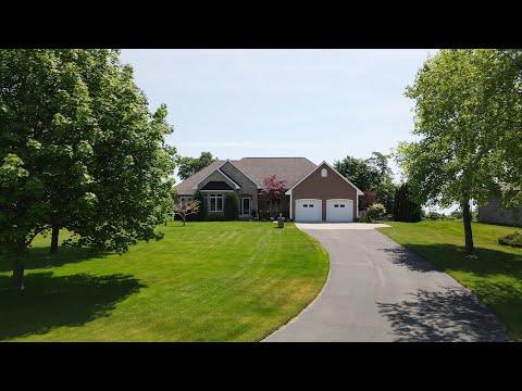 10037 E Palisades Ln, Suttons Bay, MI home video tour