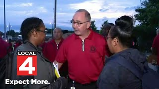 UAW leaders meet with autoworkers ahead of contract talks