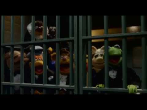 Disney's "The Muppets" Blu-ray Preview: "Behind Bars" deleted scene