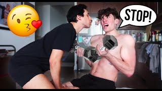 DISTRACTING My BOYFRIEND While He WORKS OUT!! - YouTube