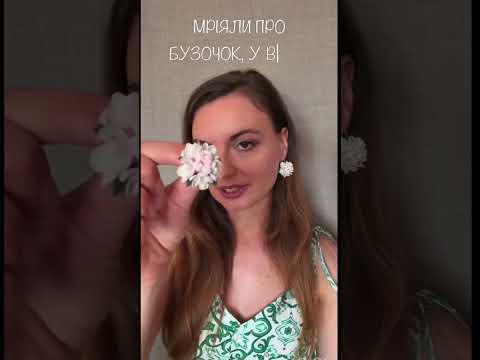 Большие белые серьги ручной работы сирень из полимерной глины, видео 1