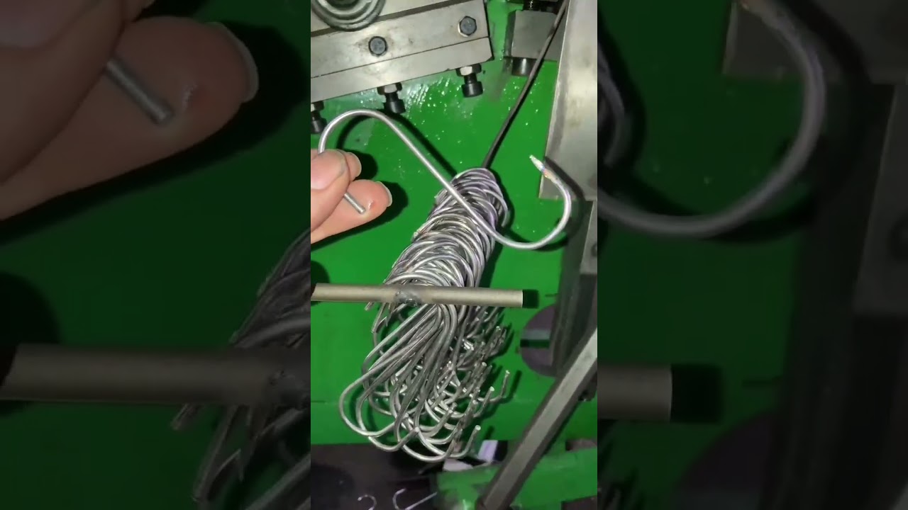 S hook bending and chamfering machine