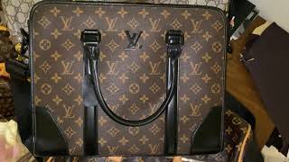 Louis Vuitton Laptop bag fits an Apple™️ MacBook  Max Pro. perfectly.