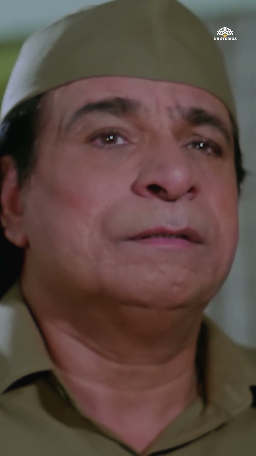 और उसके पास है ही क्या ना घर न जमीन | #kaderkhan Dialogue #ajaydevgn | #ytshorts #bollywood