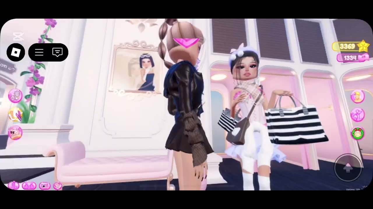 Pink Rp Mall rp (btw Srry the pink with black girl left ) - YouTube