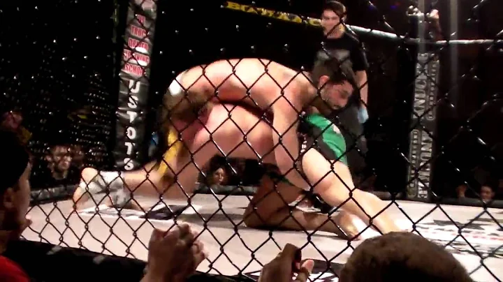 MMA Fight XCC Battle at the Border 7 - Nick Niforo...