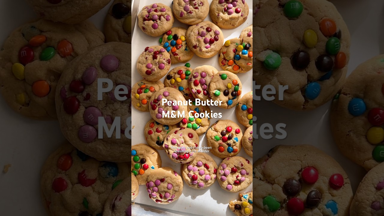 Peanut Butter M&M Cookies