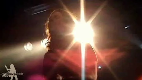 Anthony Gomes - When The Right Woman Does You Wron...