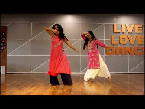 SAWAR LOON  WEDDING DANCE  BASIC EASY GRACEFUL STEPS  SHADI DANCE LADIES RITU'S DANCE STUDIO SURAT 1