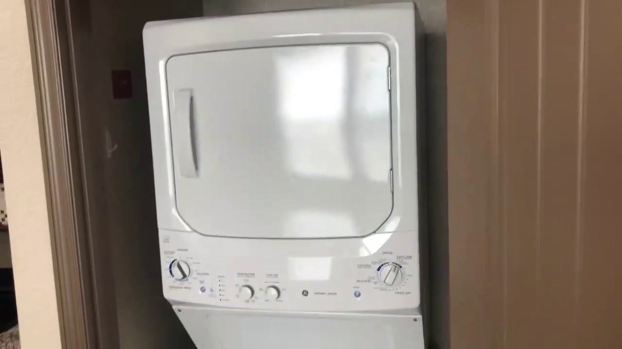 The Courtney at Universal Boulevard Pompeii Floor Plan Kitchen Tour Orlando, FL