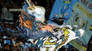 SALING SAHUT CHANT..! Begini Sambutan Bonek ke LA Mania di GBT