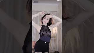 小嘉（一字马小仙女）20230819114314