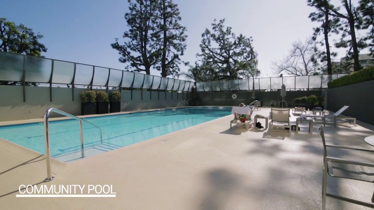 Century Towers, 2220 Avenue of the Stars 