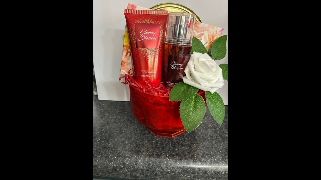 Inexpensive Gift using Trifle Containers 