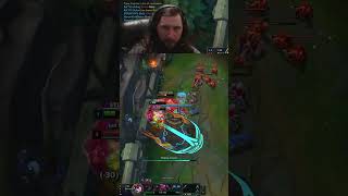 Level 1 Briartoplane vs. level 3 Rammus and level 3 Riven under turret