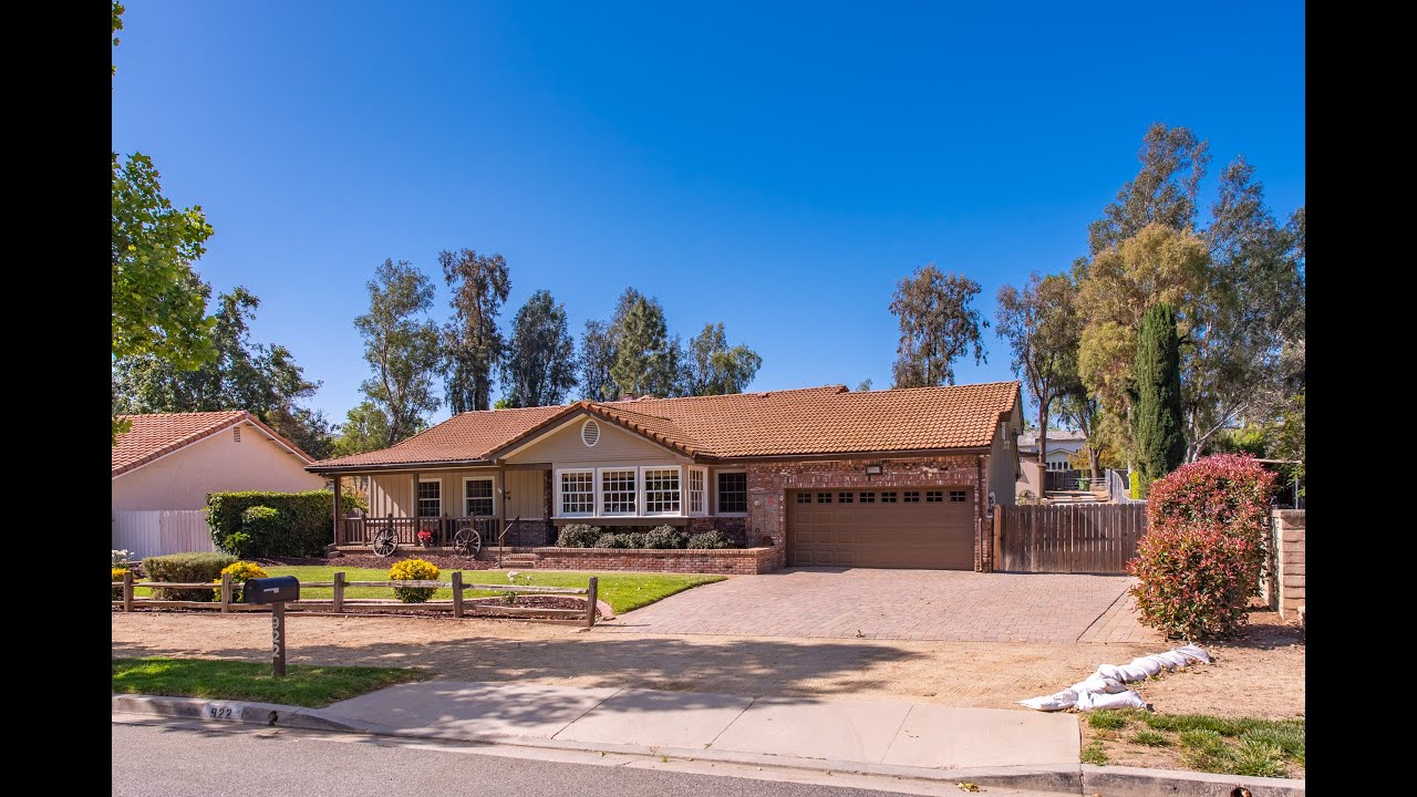 Sabine Halfhill Realtor Bridle Path 922 Carefree Dr Simi Valley Over 1 million YouTube