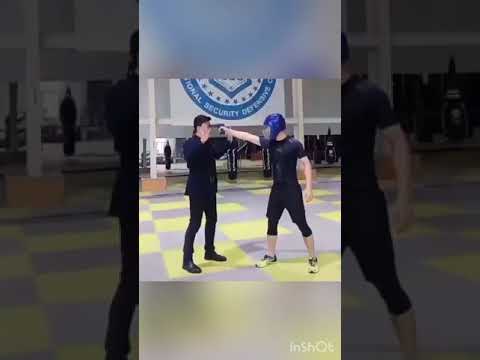 الدفاع عن النفس بسرعه وخفة يد