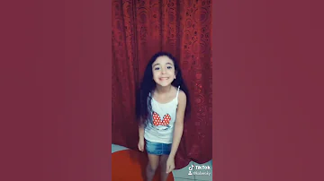 عصفوره ياجمالو عليكي سنيوره حطك برواز في الصوره 