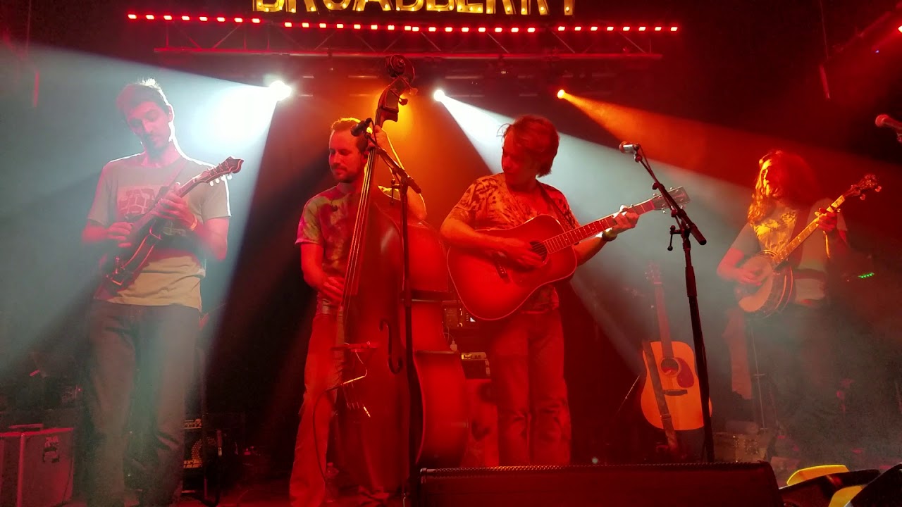 Billy Strings "Little Maggie" ft Jared Pool