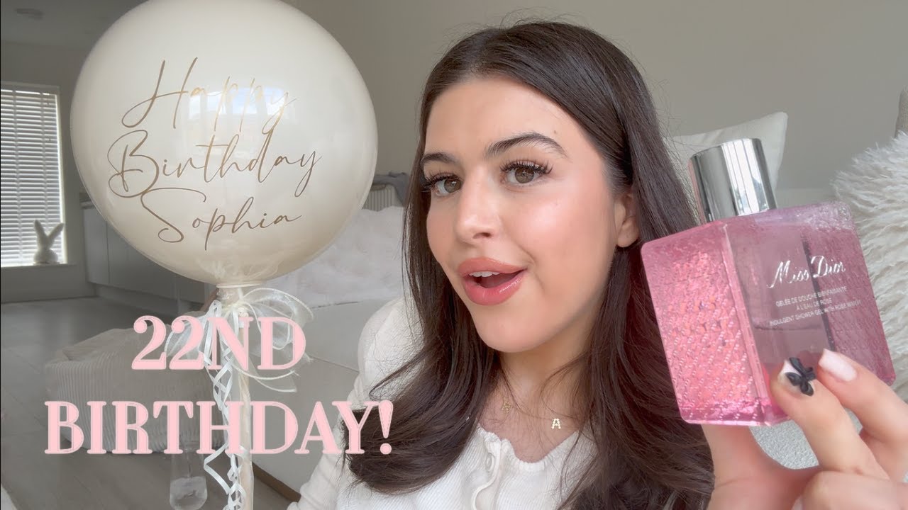 WHAT I GOT FOR MY 22ND BIRTHDAY!🖤 | SOPHIA GRACE