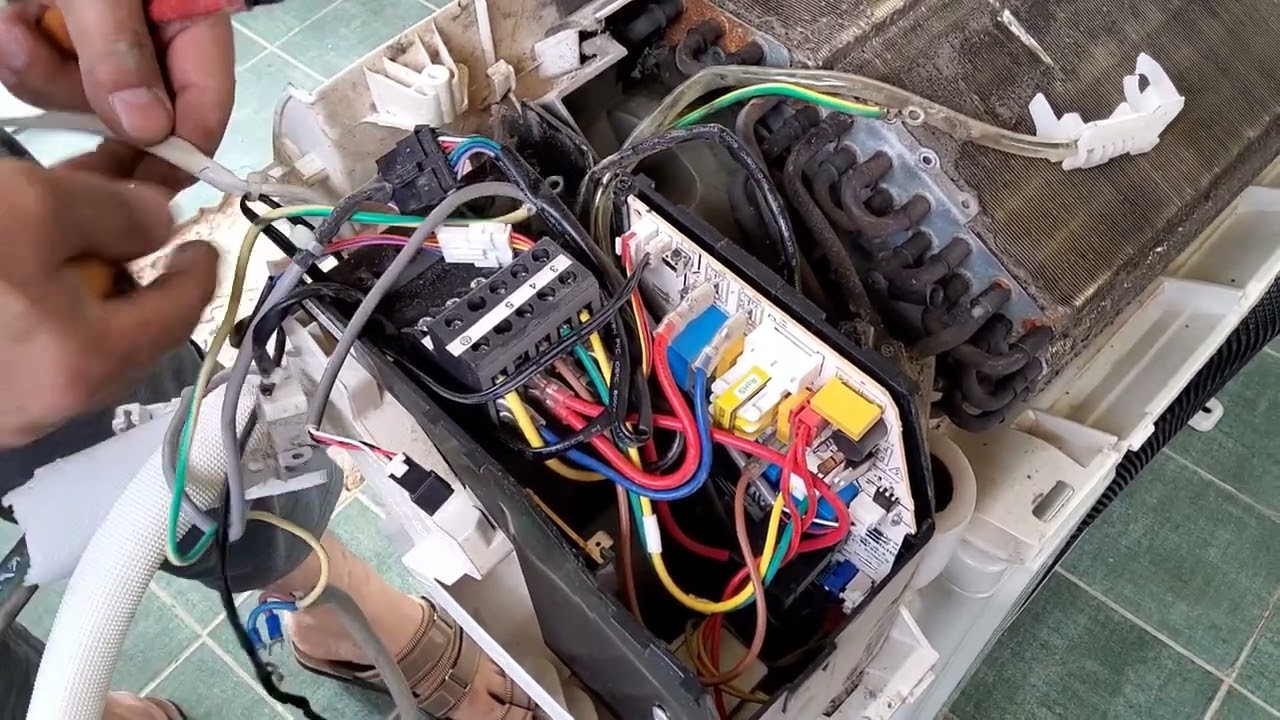 طريقة تفكيك سبلت القطعه الداخليه بالتفصيل