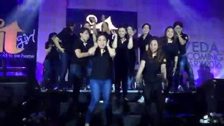 Forever IT Girl Flash Mob