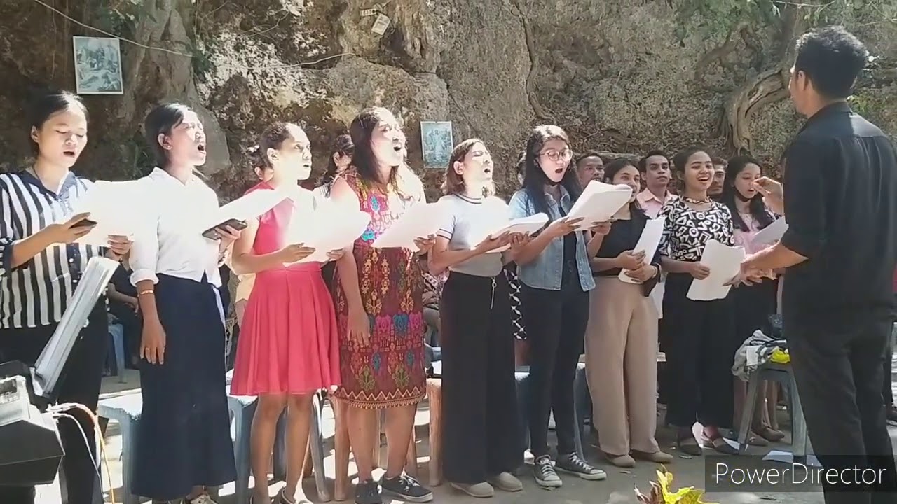 Paduan Suara Memukau - Tuhan Penjaga Israel (St. Dominic Savio Chorus)