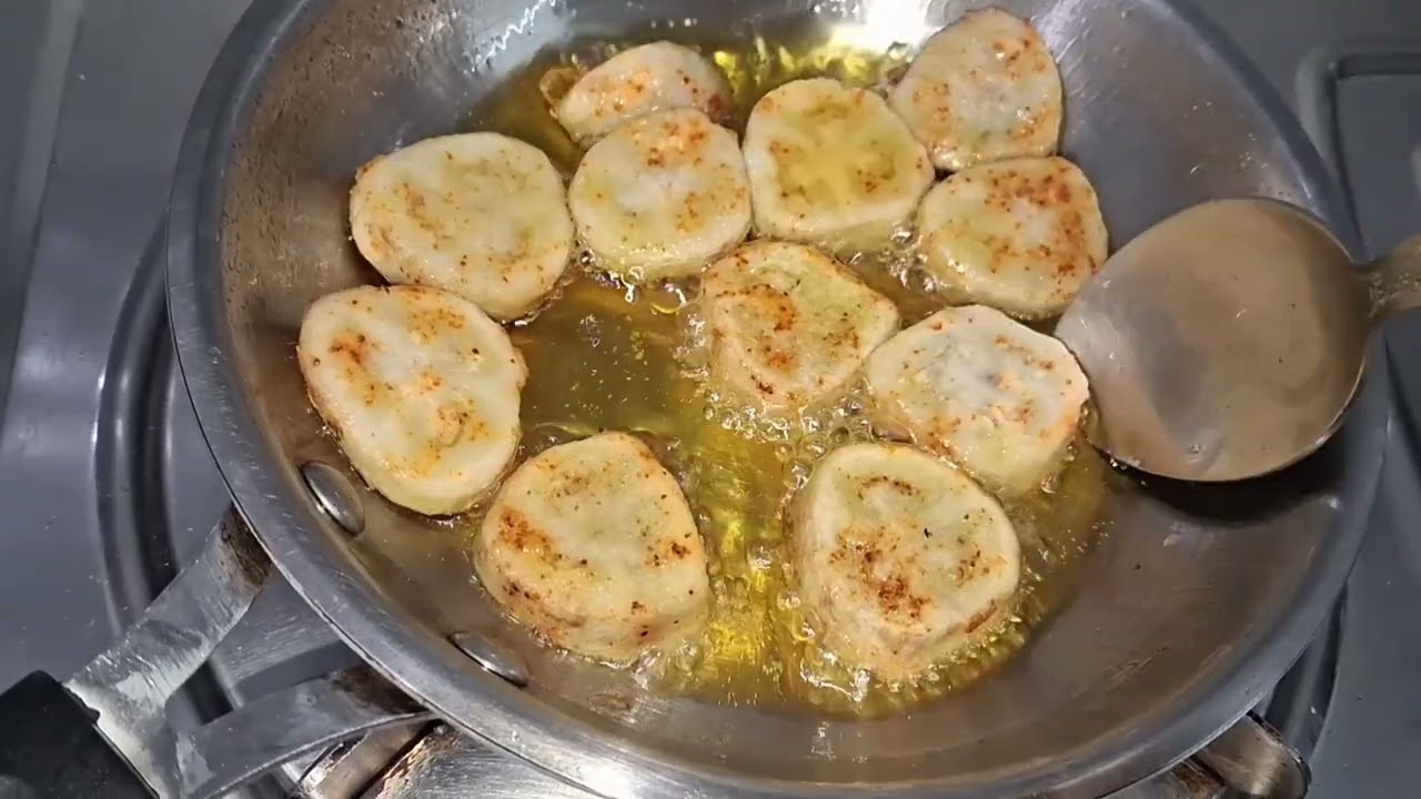 # Kacha Banana 🍌 ka Yummy 😋  chat Recipe #