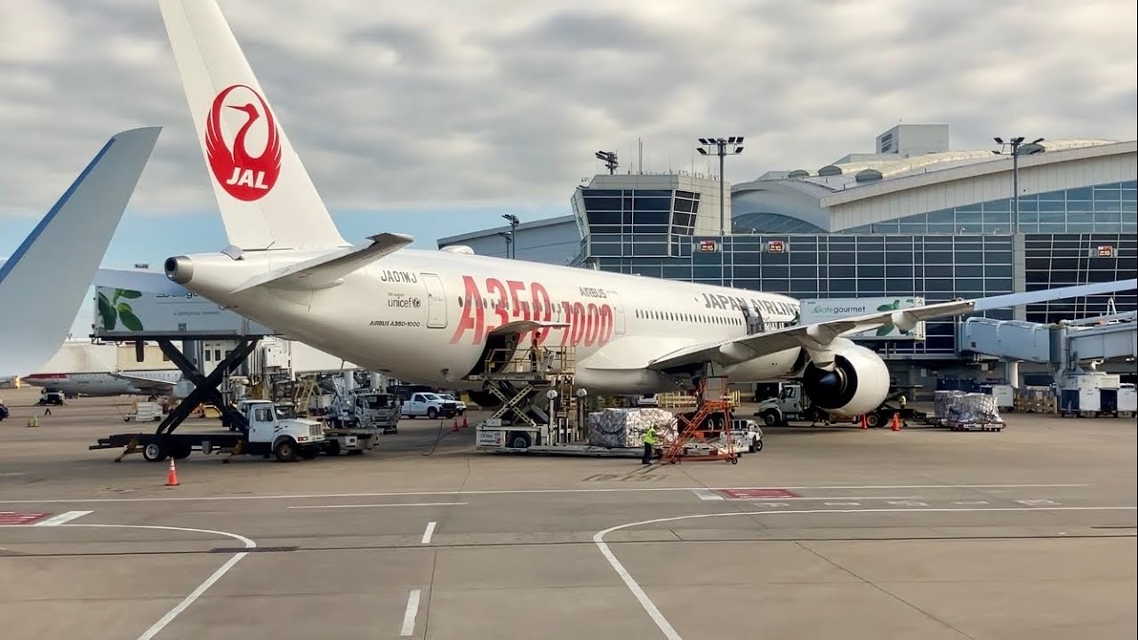 ダラスで見かけたJAL A350-1000 (ダラス・フォートワース国際空港DFW