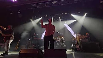 Los Amigos Invisibles - Mentiras (Madrid 2023) Los Amigos Invisibles - Mentiras (Madrid 2023)