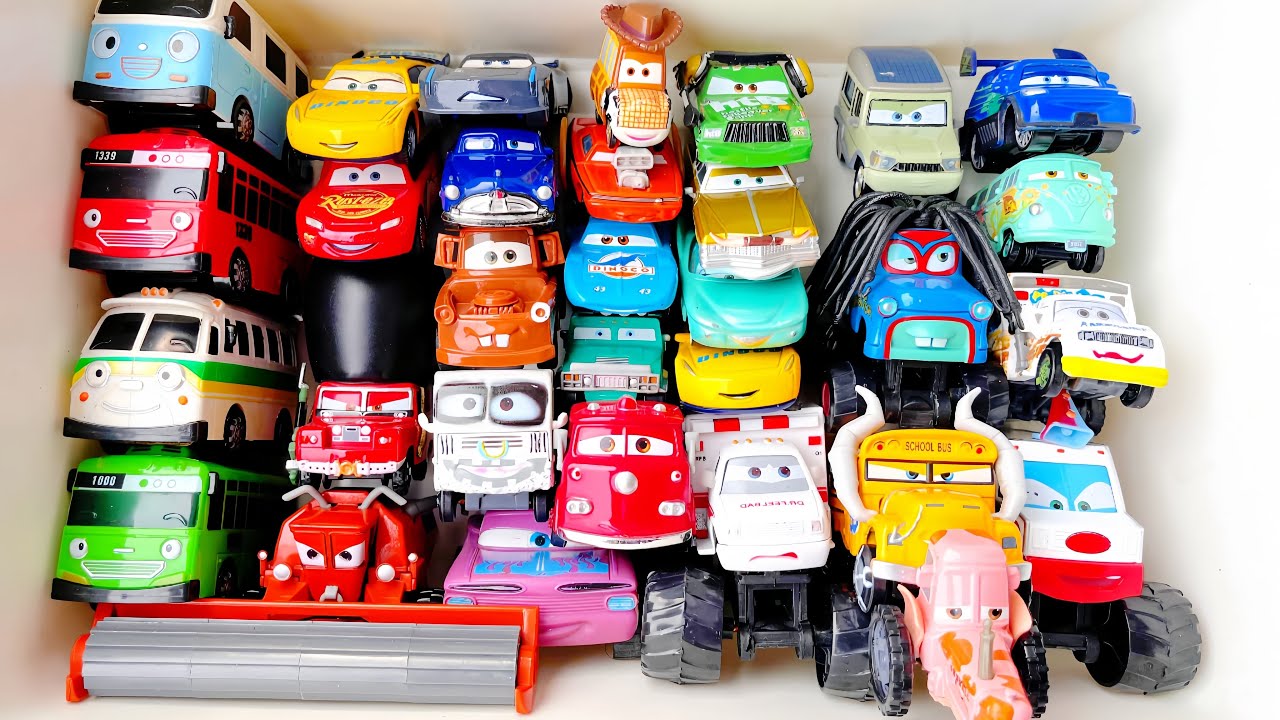 Распаковка и обзор мультфильма Disney Pixar «Тачки» | Молния Маккуин, Мэтр, Док Хадсон