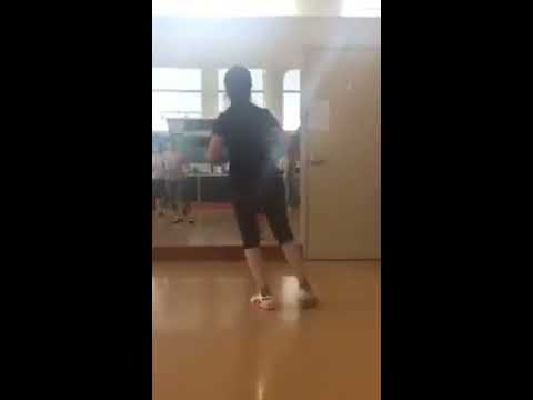 亚非舞蹈 鬼步舞 九月九的酒背面演示