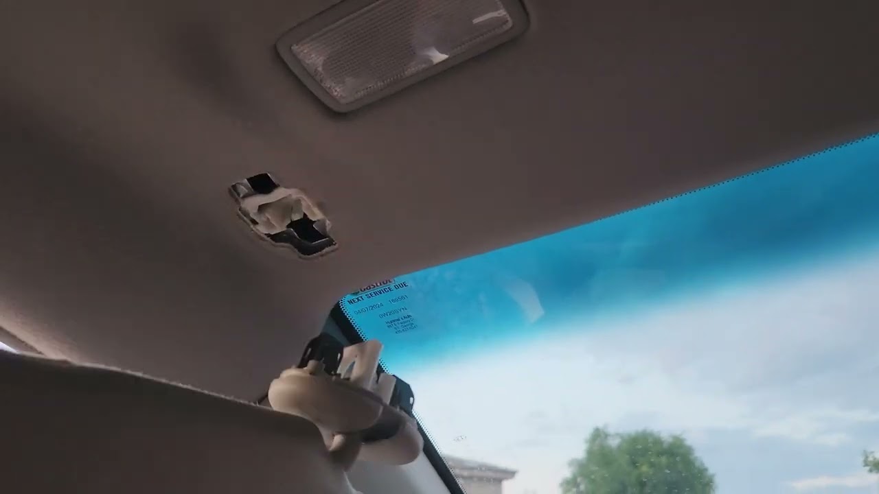 Заменить солнцезащитный козырек Toyota Camry — простое руководство!