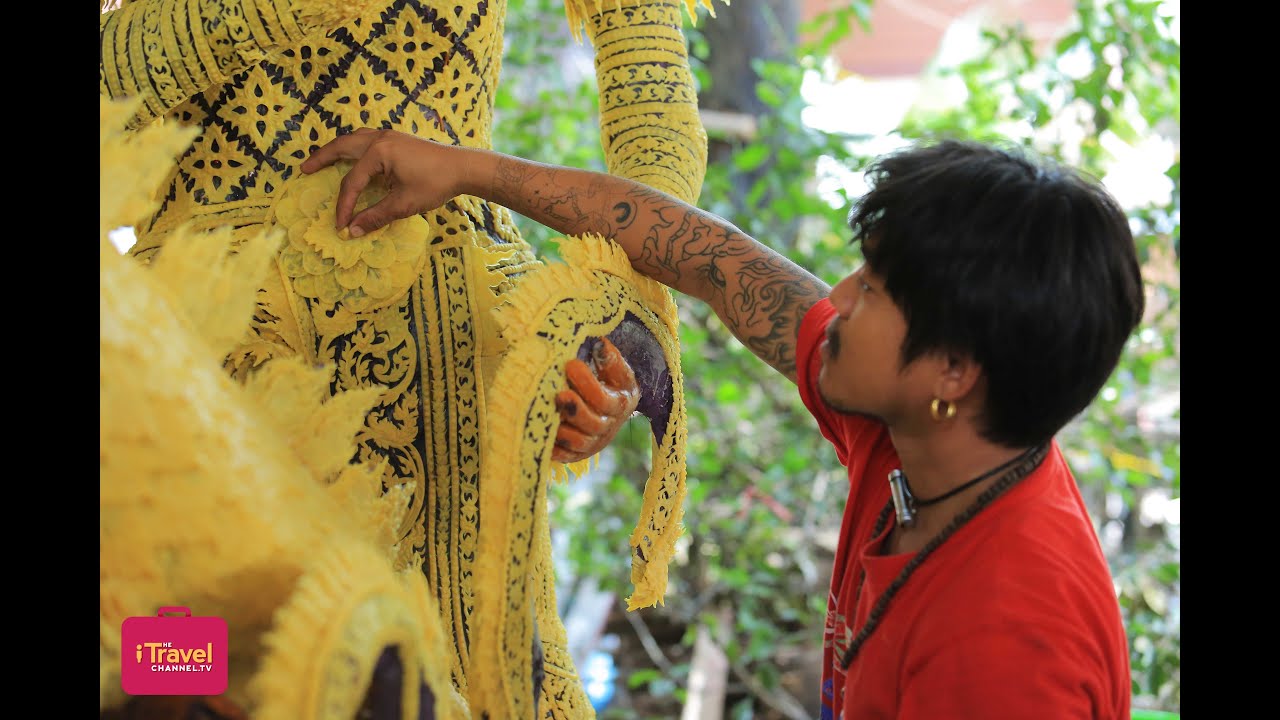 Ubon Ratchathani: Candle Making at Sri Pa Doo Temple