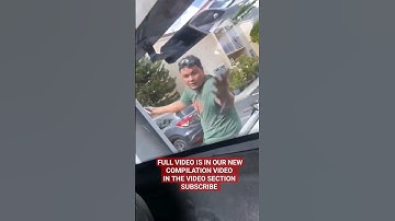 Guy goes crazy after his car is being Repo 🤯 #repo #repossession #shorts