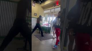 Wingstop Employee Wasn't Playing With Rude Customers 😂 #wingstop #boxing #drama #chicken