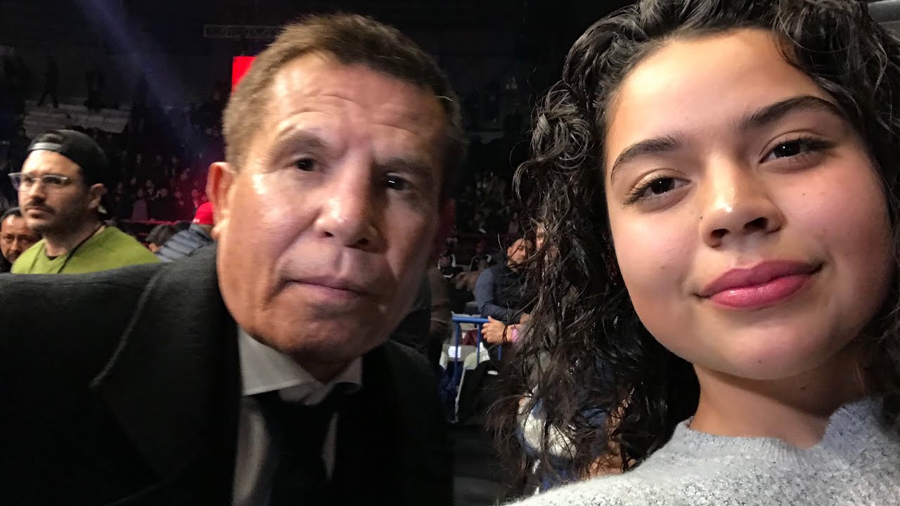 Sneaking into a boxing arena/VIP