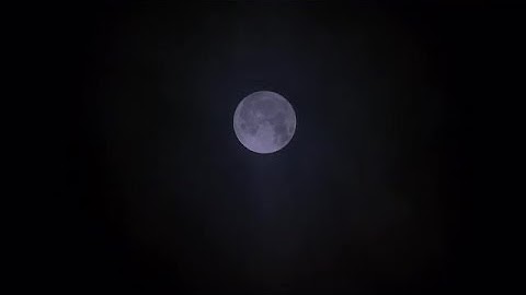 Full Moon With Clouds Passing Stock Video